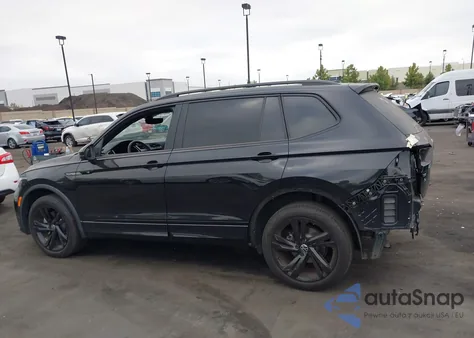 2023 Volkswagen Tiguan 2.0T Se R-Line Black from USA, damaged, VIN 3VVCB7AX8PM060810